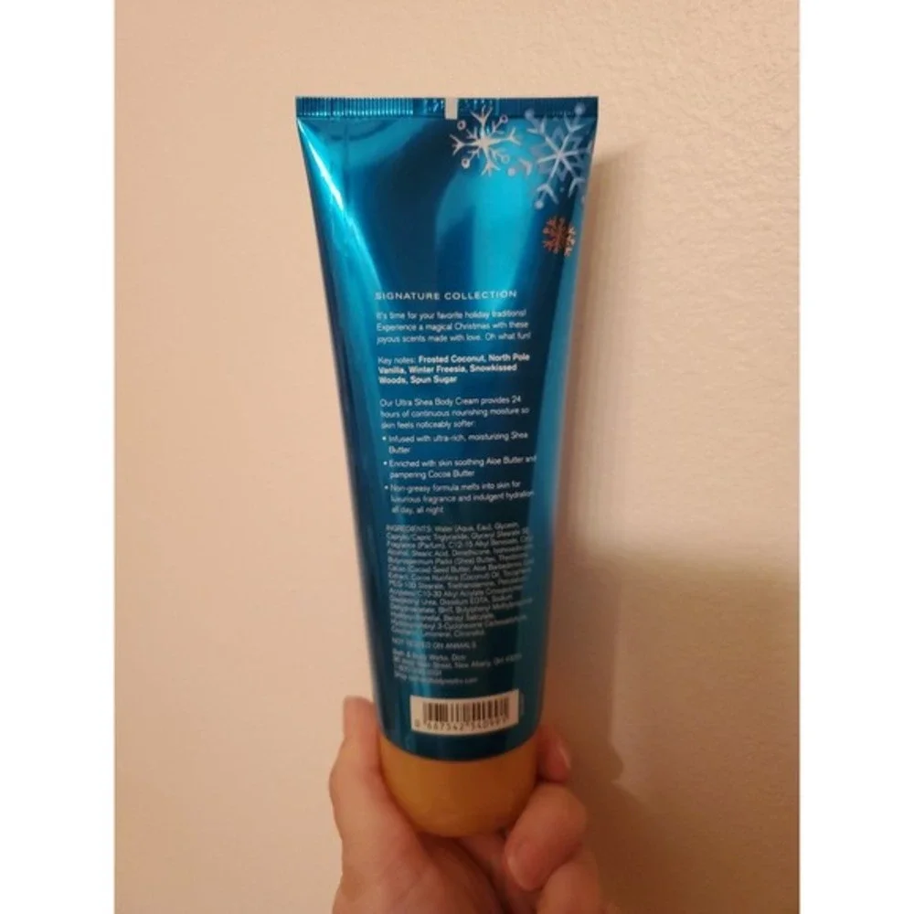 Bath & Body Works Body Cream Frosted Coconut‎ Snowball Sig Collection, 8oz